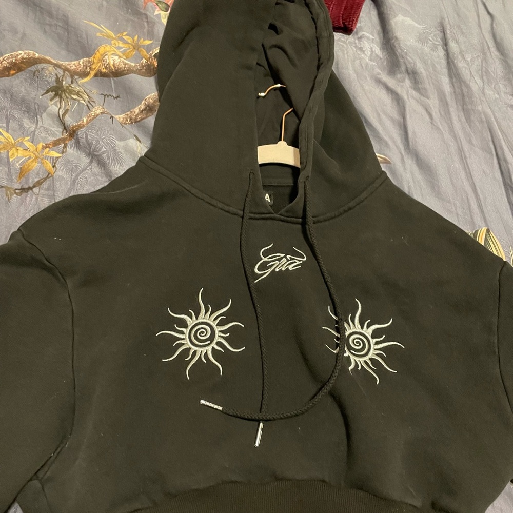 I am Gia Cropped Hoodie